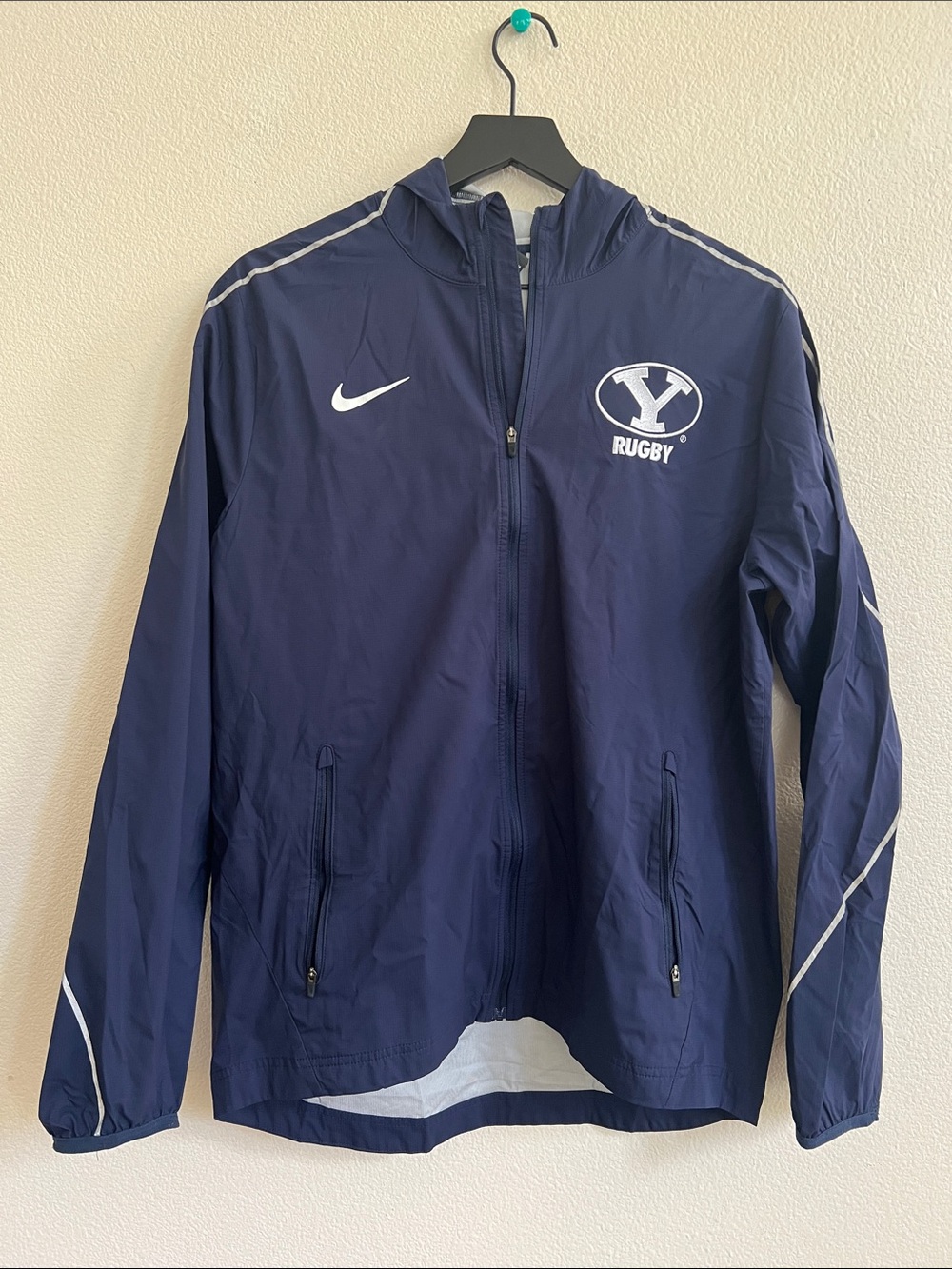 NIKE BYU Rugby Hooded Windbreaker Performance Jacket Navy/White Piping Men's M